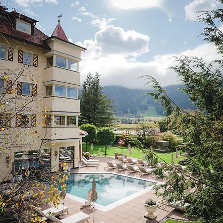 Majestic - Unique Spa Resort Bruneck Exteriör bild