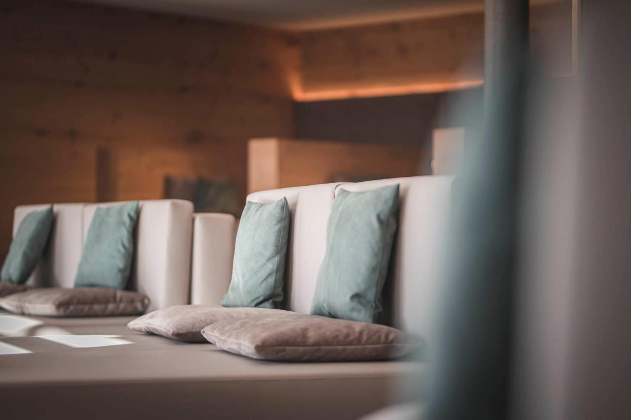 Majestic - Unique Spa Resort Bruneck Exteriör bild