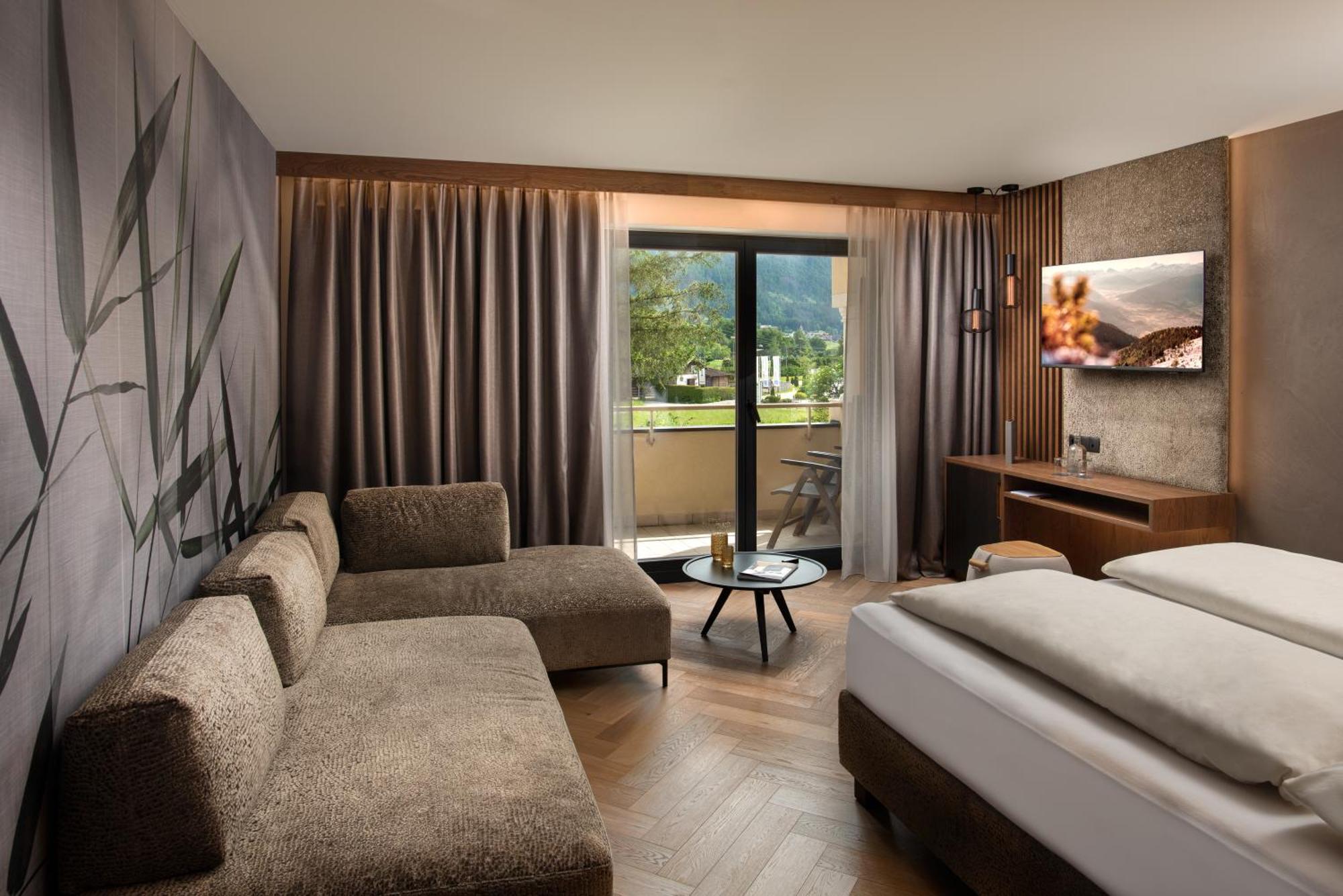Majestic - Unique Spa Resort Bruneck Exteriör bild