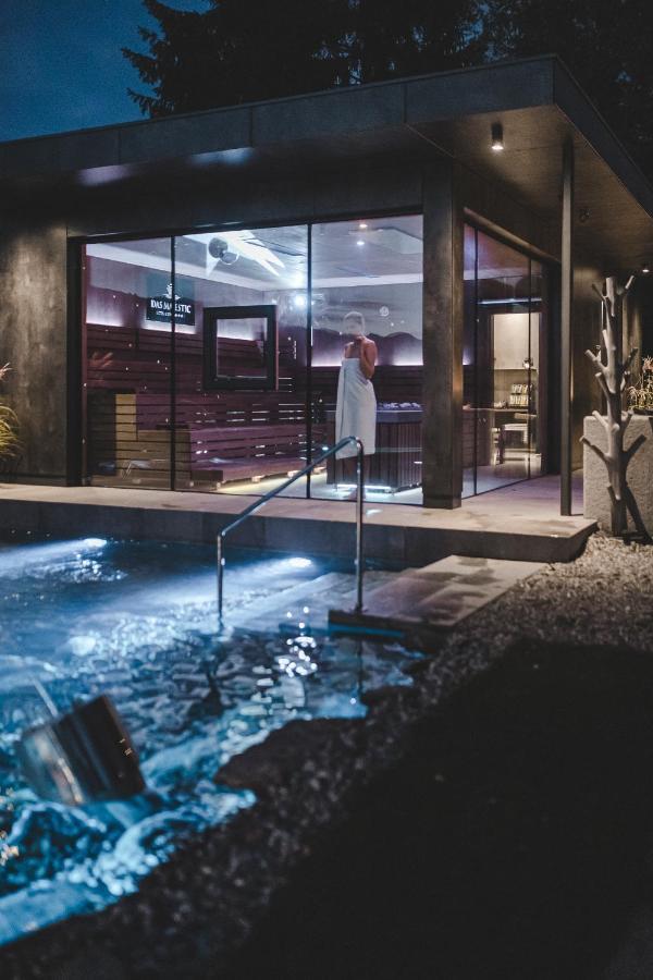 Majestic - Unique Spa Resort Bruneck Exteriör bild